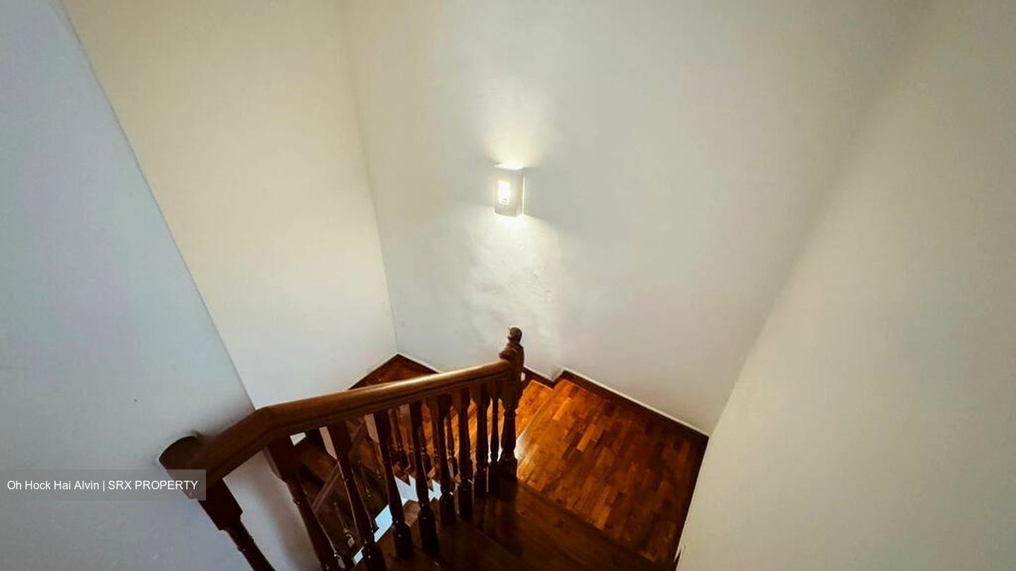 Jalan Angin Laut (D16), Semi-Detached #499946881